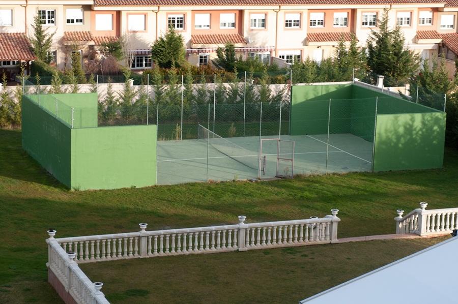Arva Santiago 4* León