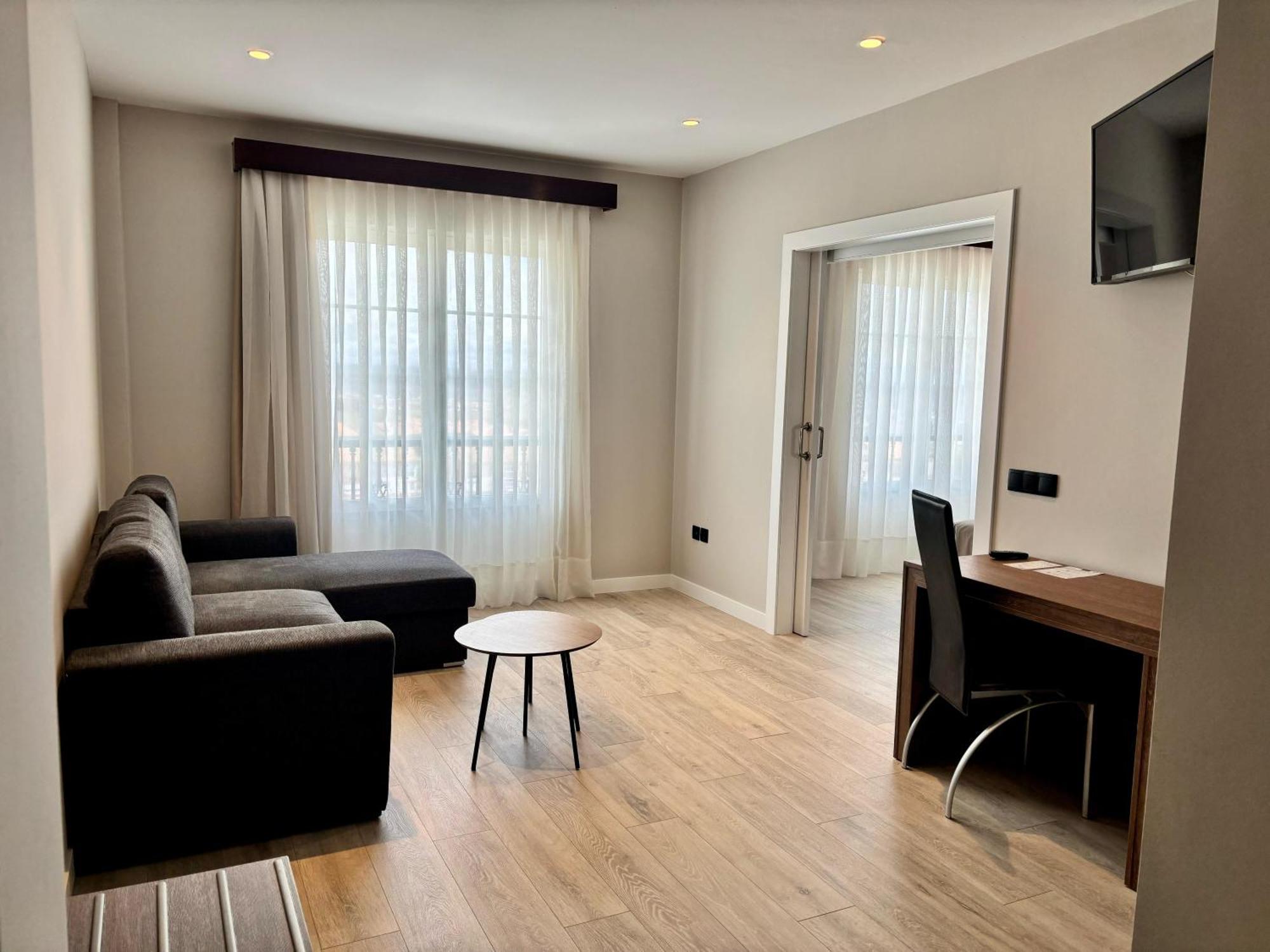 Arva Santiago Hotel Leon